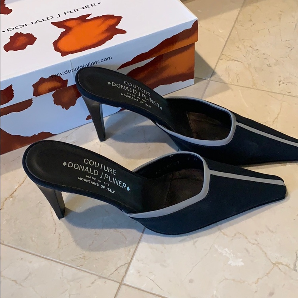 Shoes - Picture 2 of 3